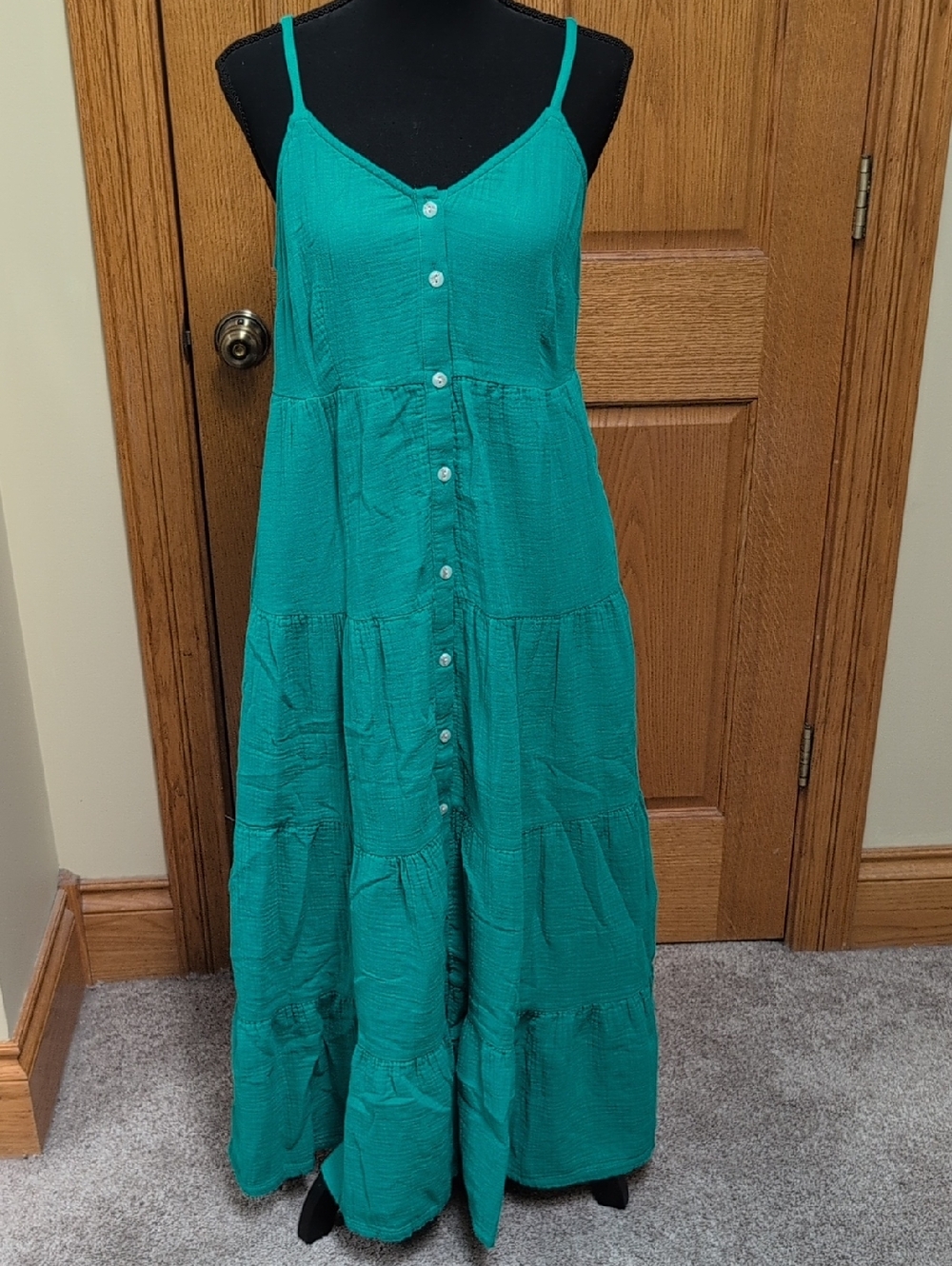 Universal Thread Green Tiered Button-Front Maxi Dress